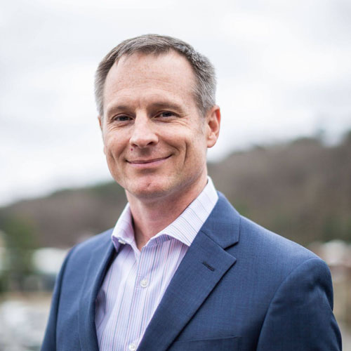 Portrait of Scott Aten
